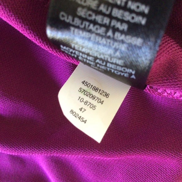 WHITE HOUSE BLACK MARKET OFF THE SHOULDER TIERED TOP SIZE 6 - Picture 10 of 12